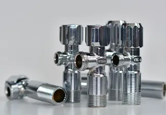 Características de la válvula angular